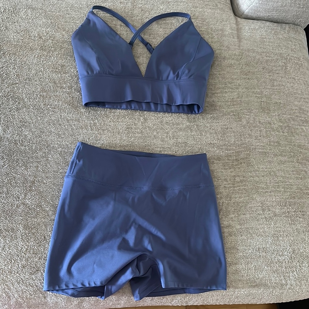 Fashionova Blue Sports Bra and Shorts Set